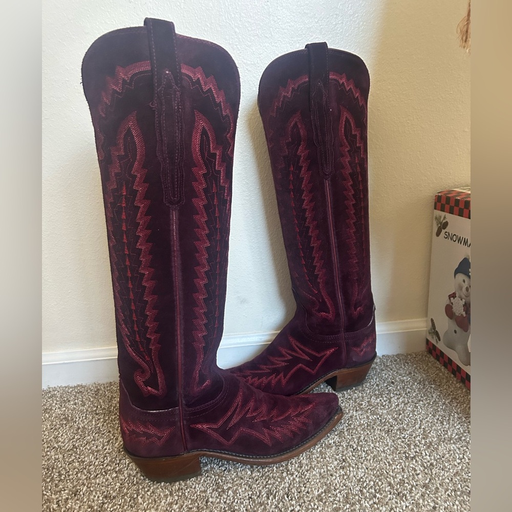 COPY - Brand new Lucchese boots. Worn for one night.
In brand new condition.